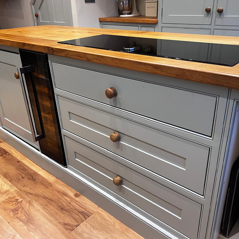 grey shaker kitchen